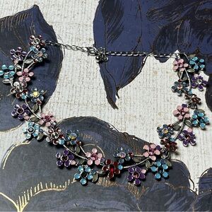 Vintage Y2K 2000s Enamel Floral Multicolor Statement Necklace Pink Blue Red D3